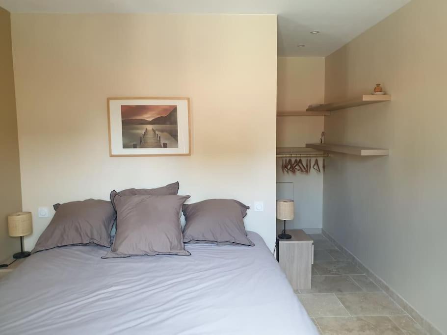 AureilleLocation Independante Au Coeur Des Alpilles Pour 2 Personnes Avec Jacuzzi别墅 外观 照片